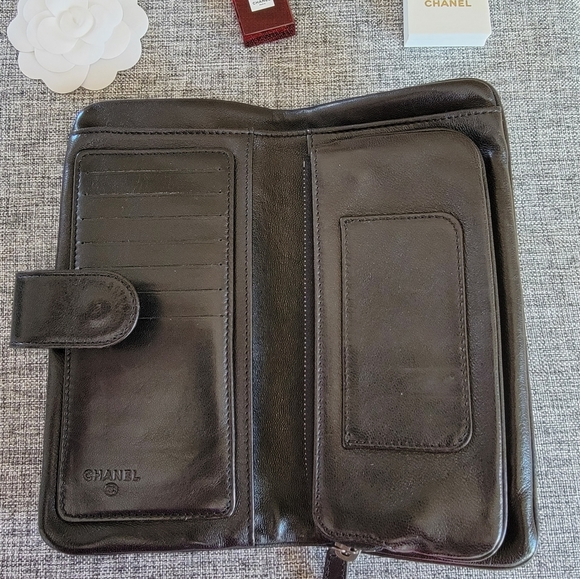 CHANEL 2013 Double Bow Wallet / Clutch - Picture 11 of 15